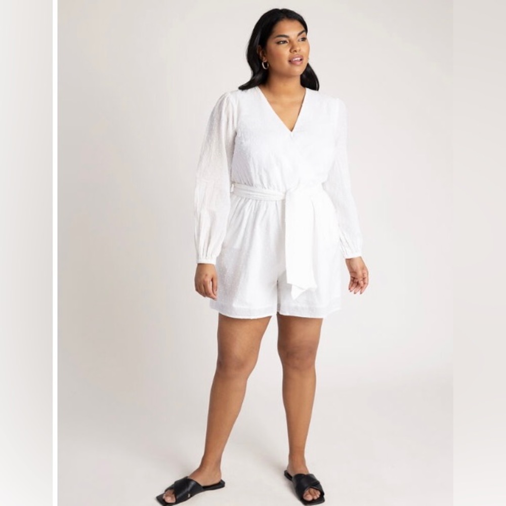 ELOQUII Romper with Puff Sleeves 💕